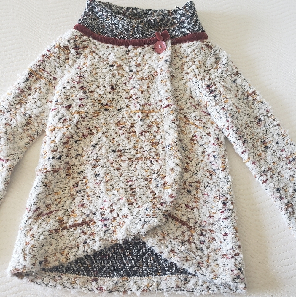 Women long sleeve sweater